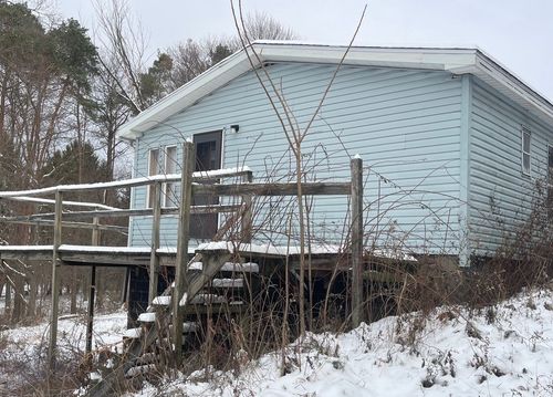 140 Staff Rd, Slippery Rock, PA, 16057-5326 | Card Image