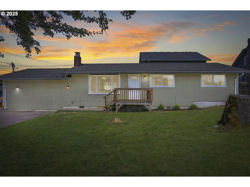 534 N 11th St, Saint Helens, OR, 97051-1016 | Card Image