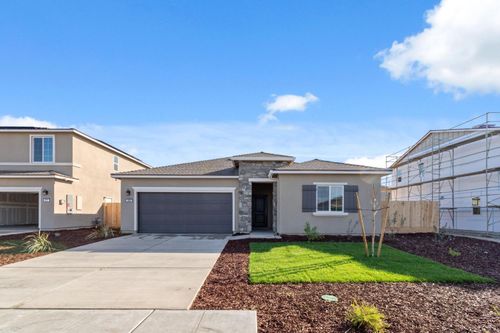 889 S Philip Ave, Fowler, CA, 93625-4455 | Card Image