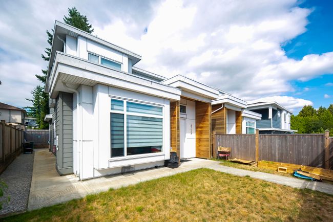 6759 Canada Way, Home with 4 bedrooms, 3 bathrooms and 3 parking in Burnaby BC | Image 4