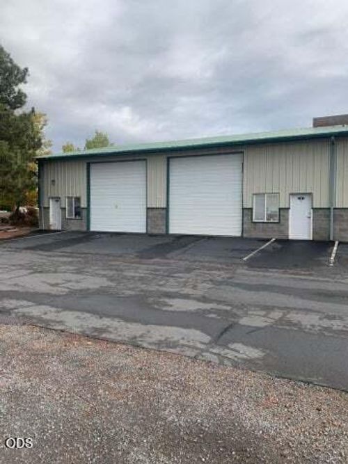 1-and-2-2675 Sw High Desert Dr, Prineville, OR, 97754-9332 | Card Image