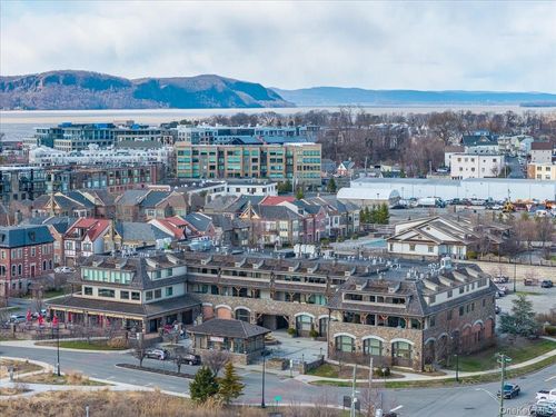 205-127 W Main St, Tarrytown, NY, 10591-7502 | Card Image