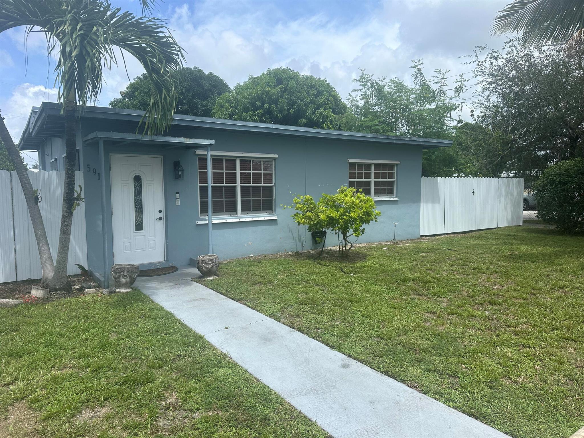 47th St, Hialeah, FL 33013