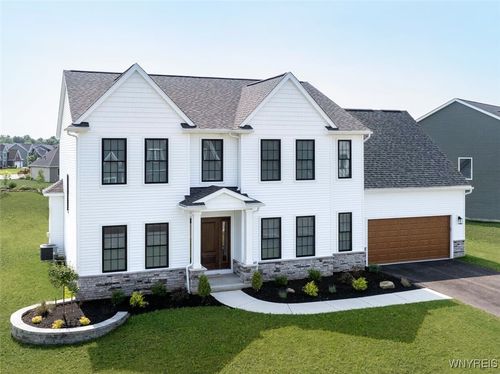 160 Sandywood Circle, Grand Island, NY, 14072 | Card Image