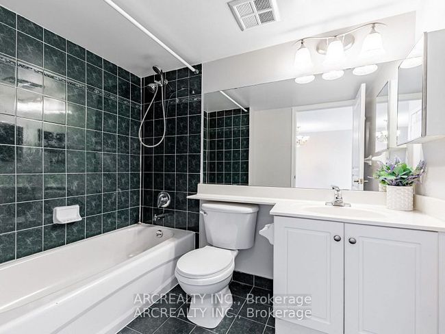 311 - 19 Northern Heights Dr, Condo with 2 bedrooms, 1 bathrooms and 1 parking in Richmond Hill ON | Image 18