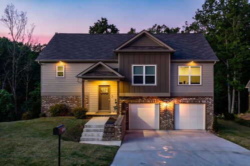 7237 Mercedes Ln, Ooltewah, TN, 37363-5590 | Card Image