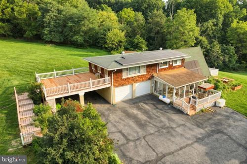 189 Clark Rd, Delta, PA, 17314-9027 | Card Image