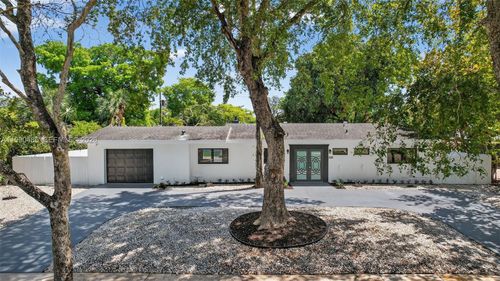 620 Camellia Ct, Plantation, FL, 33317-1810 | Card Image