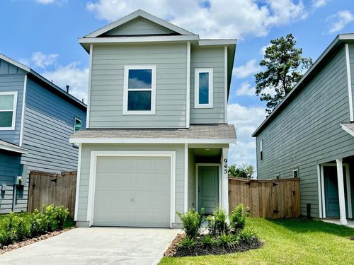 945 Pertuso Lane, Huffman, TX, 77336 | Card Image
