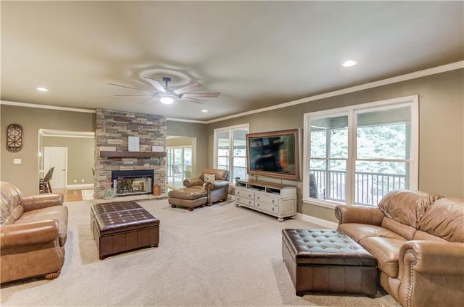 196 Magnolia Creek Trl, House other with 6 bedrooms, 6 bathrooms and 6 parking in Martin GA | Image 8