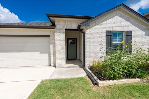 124 Ballyneal Ln, San Marcos, TX, 78666-4571 | Card Image