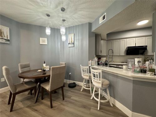 apt-312-5554 Metrowest Blvd, ORLANDO, FL, 32811-2460 | Card Image