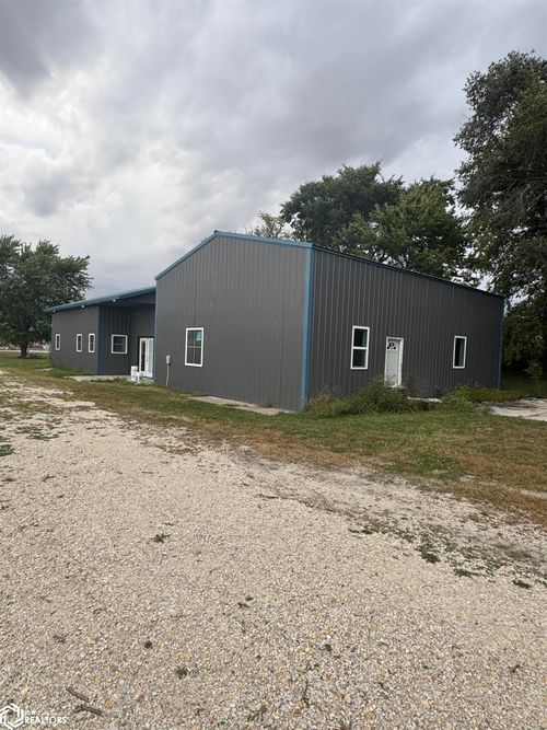 27186 Highway S33, Hubbard, IA, 50122-8467 | Card Image
