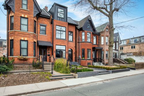 112 Givins St, Toronto, ON, M6J2X9 | Card Image