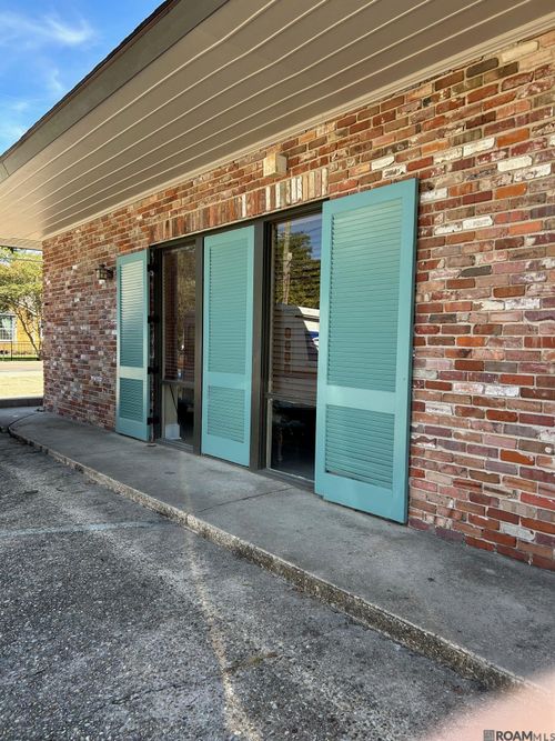 4008 Hyacinth Ave, Baton Rouge, LA, 70808-3731 | Card Image