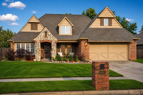 10921 S 87th East Ave, Tulsa, OK, 74133-7223 | Card Image
