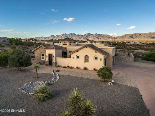 5677 Calle De Paradise, Las Cruces, NM, 88011-2619 | Card Image