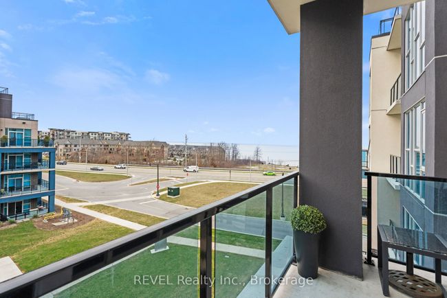 410 - 16 Concord Pl, Condo with 2 bedrooms, 1 bathrooms and null parking in Grimsby ON | Image 26