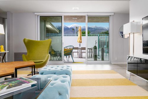 70 Lakeview Dr, Palm Springs, CA, 92264-5506 | Card Image