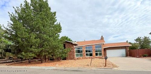 5702 Cedarwood St, Farmington, NM, 87402-7300 | Card Image