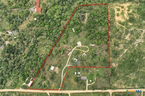 266 Catfish Ln, Lockhart, TX, 78644-4022 | Card Image