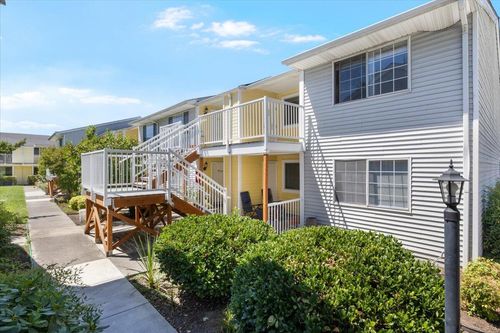 unit-69-2101 Poplar Dr, Medford, OR, 97504-4637 | Card Image