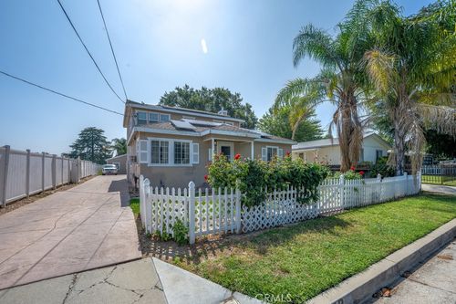 25252 Atwood Blvd, Newhall, CA, 91321-3401 | Card Image