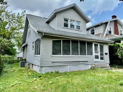 641 Greenlawn Ave, Dayton, OH, 45403-3355 | Card Image