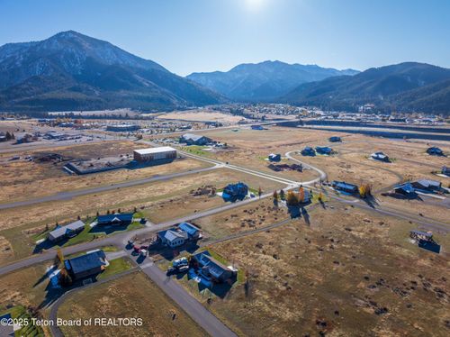 70 Columbine St, Alpine, WY, 83128 | Card Image