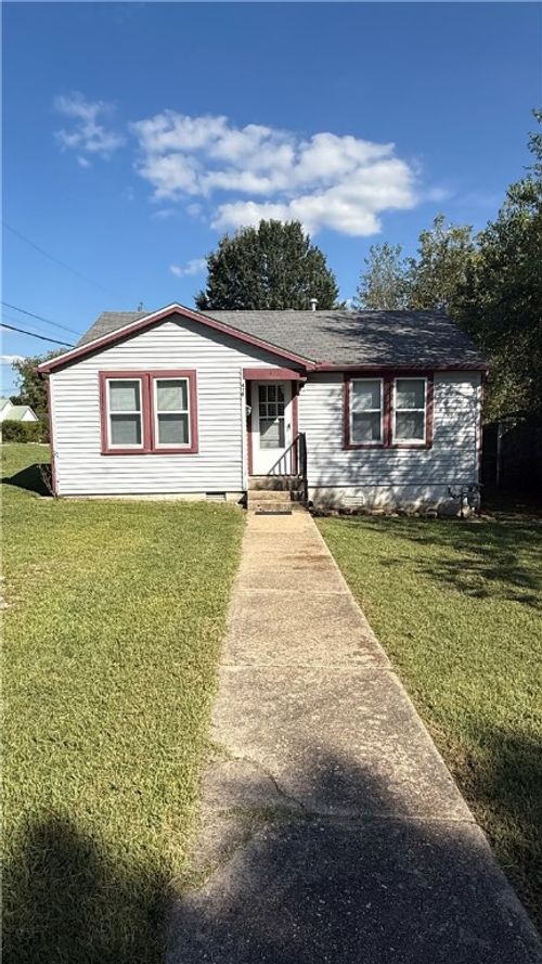 419 Center Ave N, Harrison, AR, 72601 | Card Image