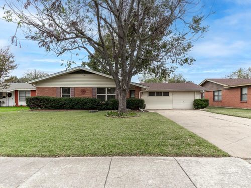 3438 Princeton Dr, Irving, TX, 75062-4551 | Card Image