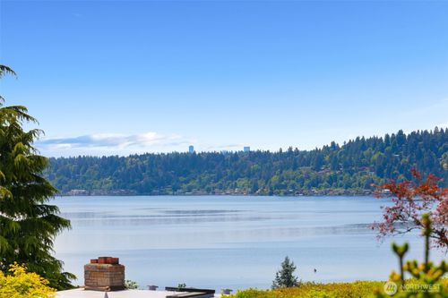 18150 60th Pl Ne, Kenmore, WA, 98028-8901 | Card Image