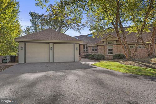 3596 Eagle Dr, CHAMBERSBURG, PA, 17202-7420 | Card Image