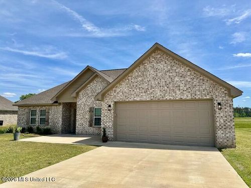 250 Liberty Loop, Grenada, MS, 38901-1004 | Card Image