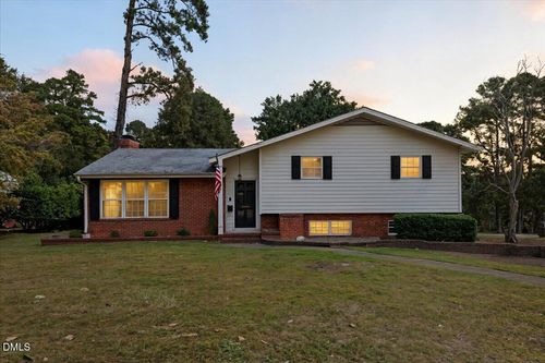 2604 Huntington Rd, Fayetteville, NC, 28303-5250 | Card Image