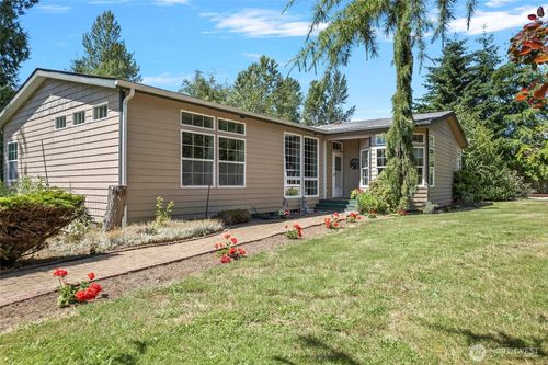 6948 Howell Ln, Sedro Woolley, WA, 98284-5079 | Card Image