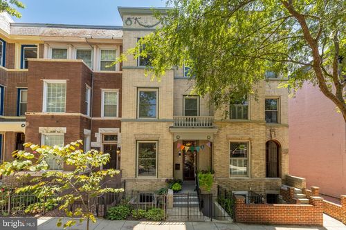 82 V St Nw, WASHINGTON, DC, 20001-1013 | Card Image