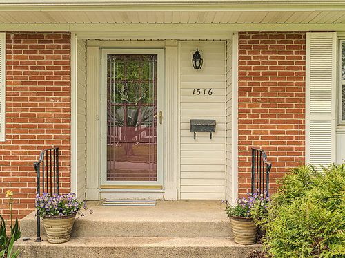 1516 Arborview Blvd, Ann Arbor, MI, 48103-3616 | Card Image