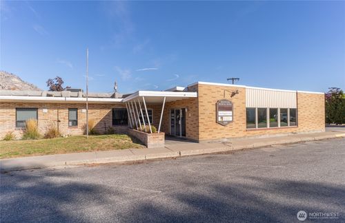 520 W Indian Ave, Brewster, WA, 98812-5003 | Card Image