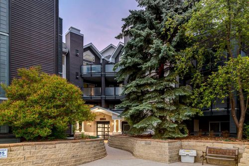 118-20 Sierra Morena Mews Sw, Calgary, AB, T3H3K6 | Card Image