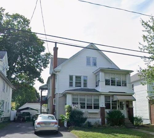 2-194-196 W Franklin St, Holyoke, MA, 01040-3813 | Card Image
