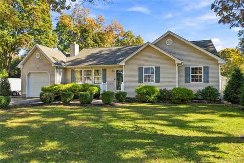 133 Oakland Avenue, Brookhaven, NY, 11764 | Card Image