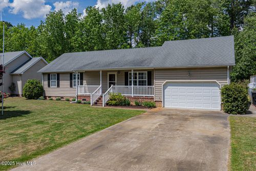 146 Ranch Dr, Elizabeth City, NC, 27909-9698 | Card Image
