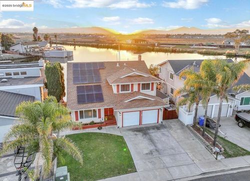 4930 Discovery Pt, Discovery Bay, CA, 94505-9521 | Card Image