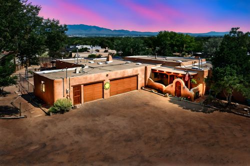 159 El Rey Dr, Corrales, NM, 87048-7117 | Card Image