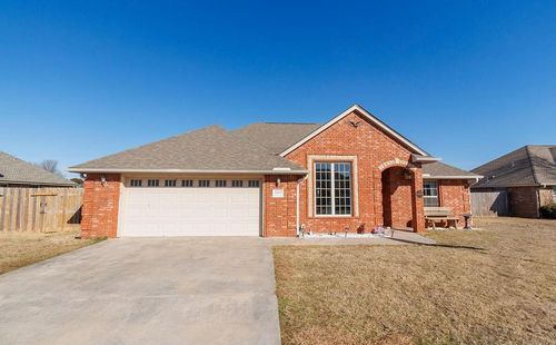 1113 Hershel Dr, Elgin, OK, 73538-8801 | Card Image