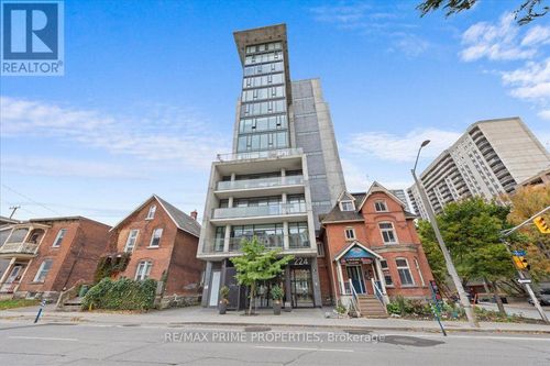 224 Lyon St N, Ottawa, ON, K1R0C1 | Card Image