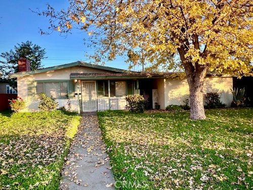 9621 Mills Ave, Montclair, CA, 91763-2110 | Card Image