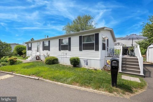 3452 Aster Ave, FEASTERVILLE TREVOSE, PA, 19053-4905 | Card Image