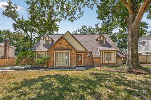 614 Orangewood Dr, Conroe, TX, 77302-1180 | Card Image